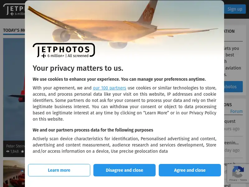 screenshot of www.jetphotos.com